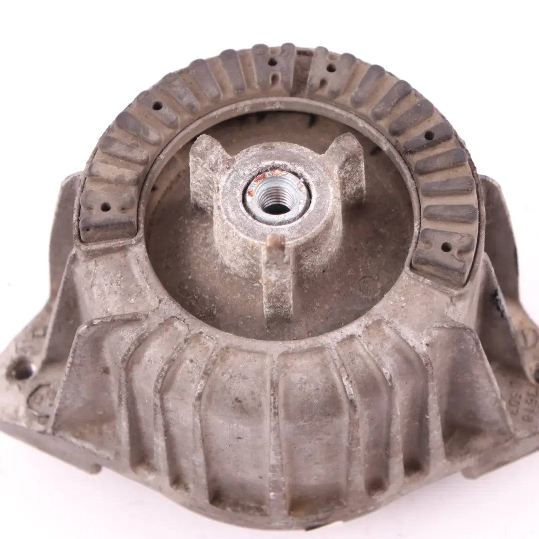 Mount Mercedes W212 Diesel OM651 Right O/S Support Holder to Engine with Part number A2122401917 Engine Mount Mercedes W212 Diesel OM651 Right O/S Support Holder - SKU A2122401917 - Part number A2122401917
