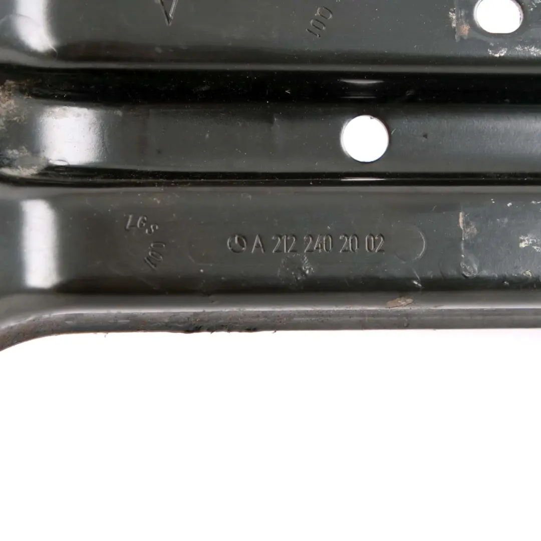 Support Moteur Mercedes W212 Support D'appui Bracket Carrier Bearing pour à propos du numéro de pièce A2122402002 Support Moteur Mercedes W212 Support D'appui Bracket Carrier Bearing - SKU A2122402002 - Numéro de pièce A2122402002