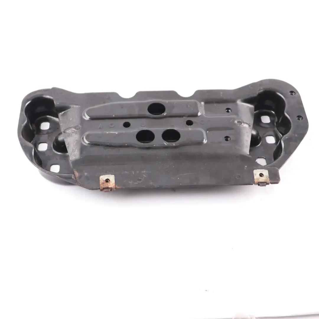 Mount Mercedes W212 OM651 Gearbox Transmission Support to Engine with Part number A2122404202 Engine Mount Mercedes W212 OM651 Gearbox Transmission Support - SKU A2122404202 - Part number A2122404202