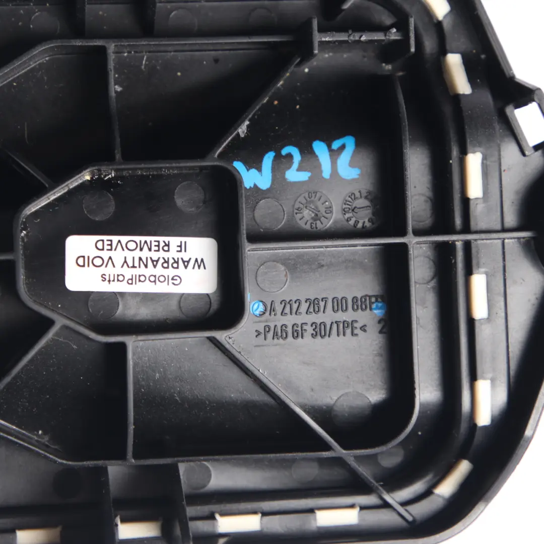 Osłona Wybieraka do Mercedes W212 o numerze A2122670088 Mercedes W212 Osłona Wybieraka - SKU A2122670088 - Numer Części A2122670088