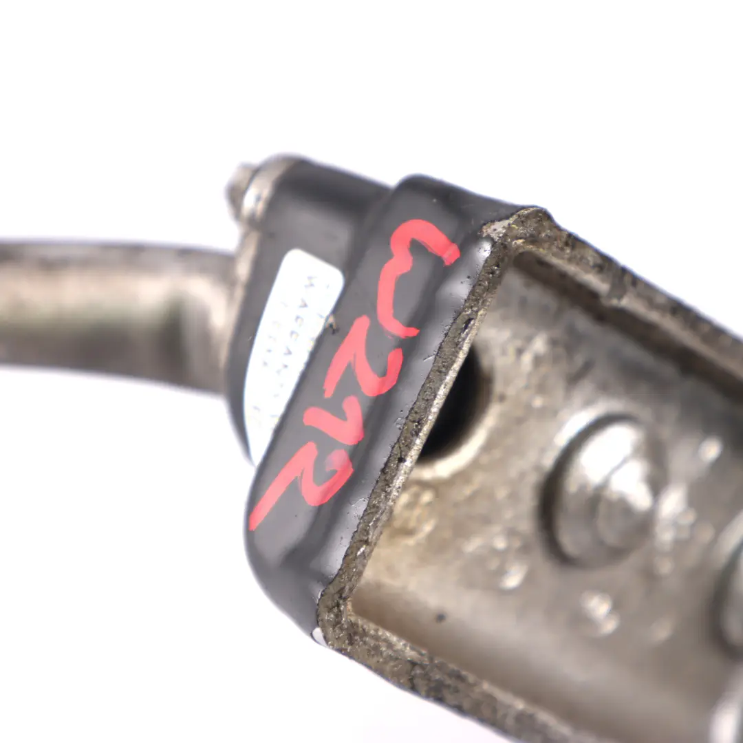 Conduite d'huile Mercedes W212 Petrol OM271 Tuyau refroidissement d'huile moteur pour à propos du numéro de pièce A2122702396 Conduite d'huile Mercedes W212 Petrol OM271 Tuyau refroidissement d'huile moteur - SKU A2122702396 - Numéro de pièce A2122702396