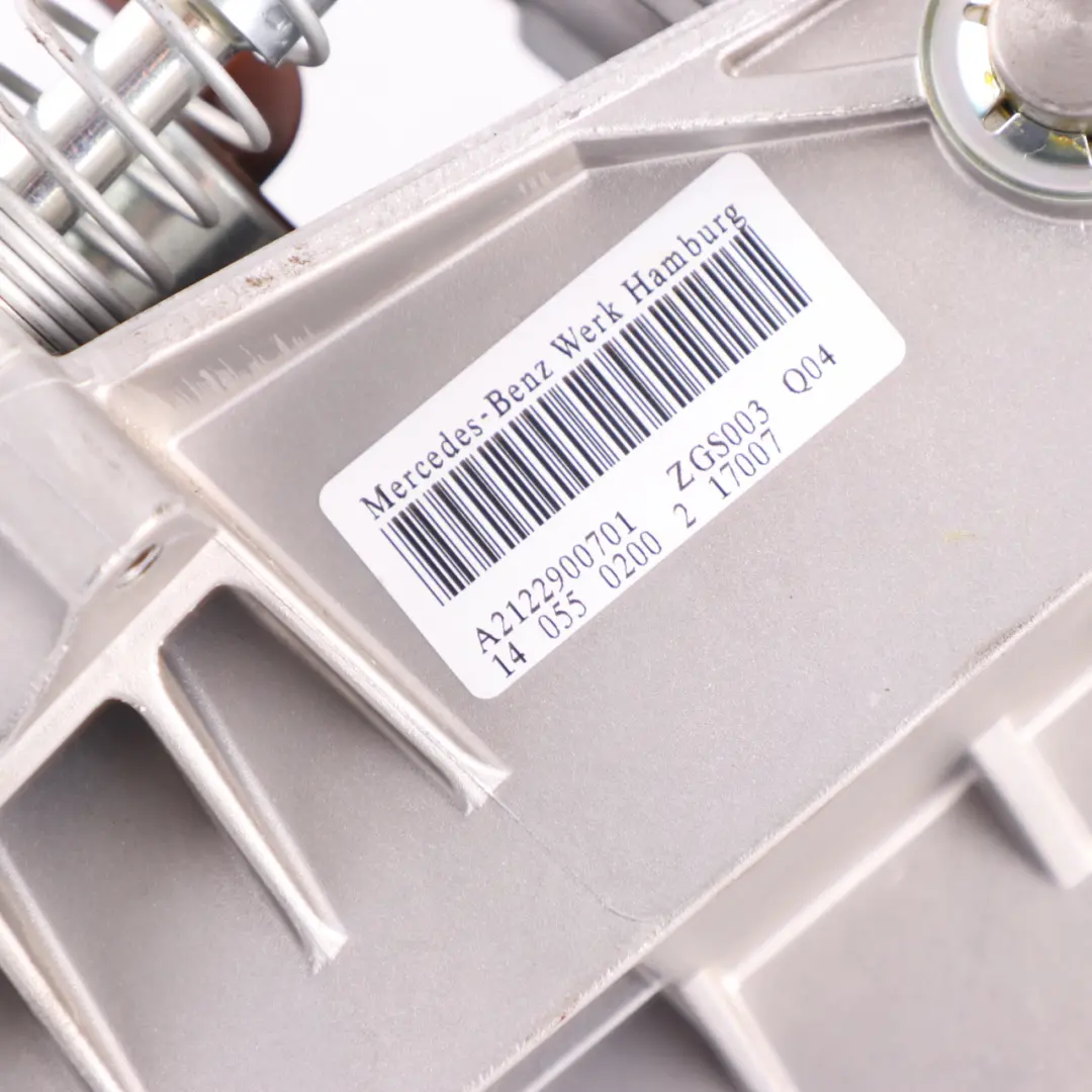 Brake Pedal Assembly Automatic Transmission to Mercedes W212 with Part number A2122900501 Mercedes W212 Brake Pedal Assembly Automatic Transmission - SKU A2122900501 - Part number A2122900501