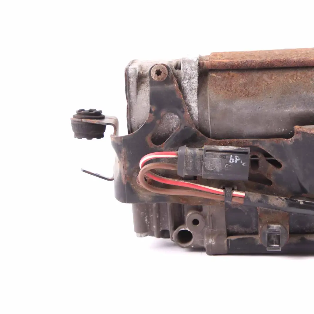 Compressor Pump Suspension Motor Control Unit to Mercedes W212 Air with Part number A2123200104 Mercedes W212 Air Compressor Pump Suspension Motor Control Unit - SKU A2123200104 - Part number A2123200104