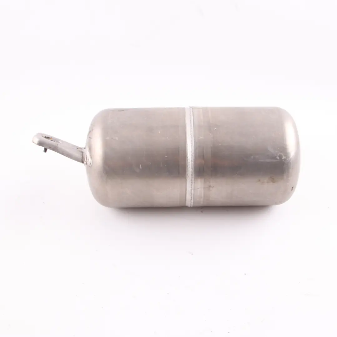 Accumulateur pression suspension pneumatique pour Mercedes S212 à propos du numéro de pièce A2123200115 Mercedes S212 Accumulateur pression suspension pneumatique - SKU A2123200115 - Numéro de pièce A2123200115