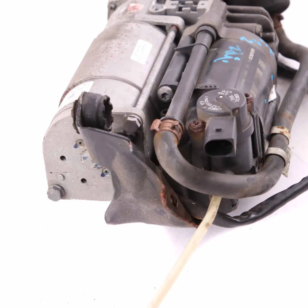 Compressor Mercedes W212 Supply Suspension Motor Control Unit to Air with Part number A2123200404 Air Compressor Mercedes W212 Supply Suspension Motor Control Unit - SKU A2123200404 - Part number A2123200404