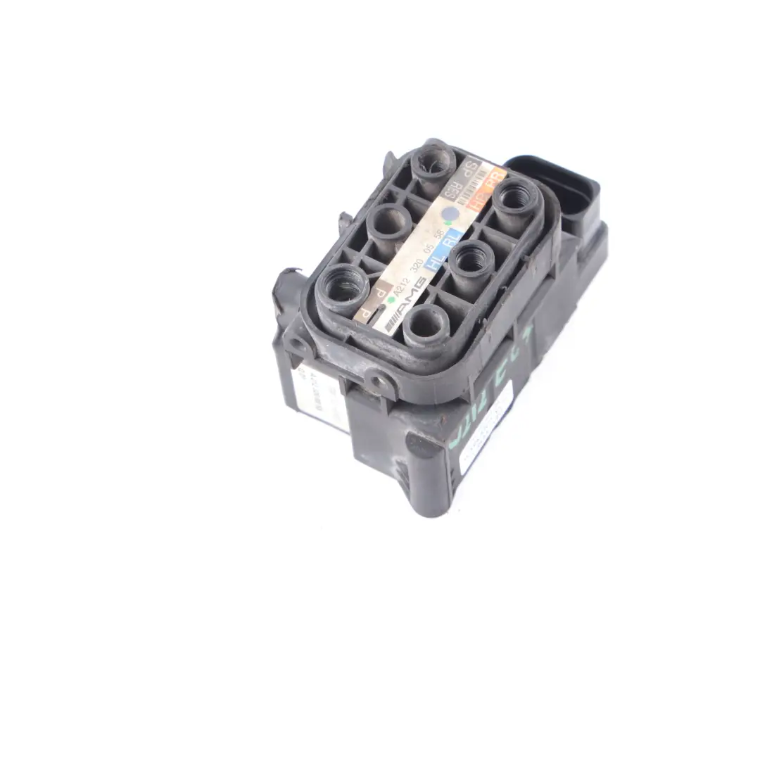 Mercedes W212 Ventilblock AMG Luftfederung Steuergerät Modul - SKU A2123200558 - Teilenummer A2123200558
