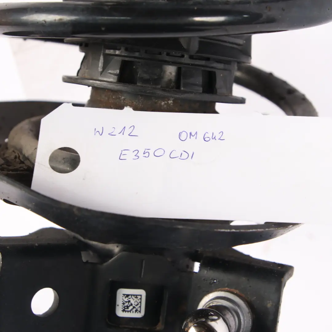 Mercedes W212 E 350 CDI Front Right O/S Suspension Leg Brake Disc Wheel Hub - SKU A2123204113-1 - Part number A2123204113