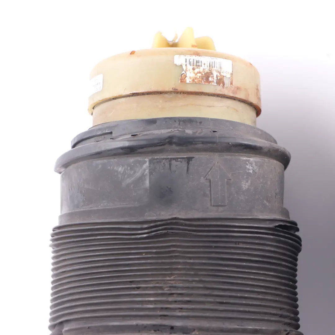 Mercedes W212 E63 AMG Coussins de suspension à gauche et à droite - SKU A2123204325-1 - Numéro de pièce A2123204325