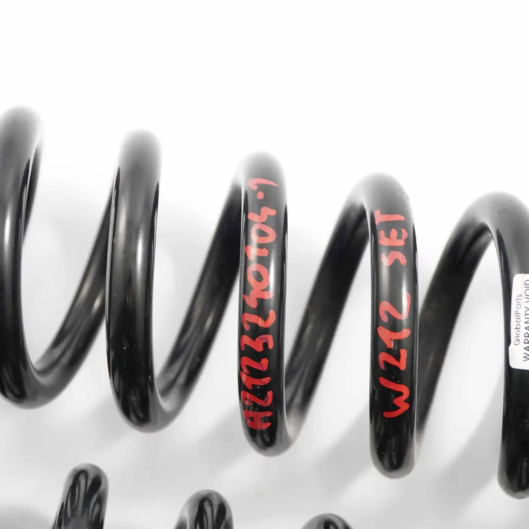 Sprężyny Zawieszenia Tył do Mercedes W212 Sedan o numerze A2123240104 Mercedes W212 Sedan Sprężyny Zawieszenia Tył - SKU A2123240104-1 - Numer Części A2123240104