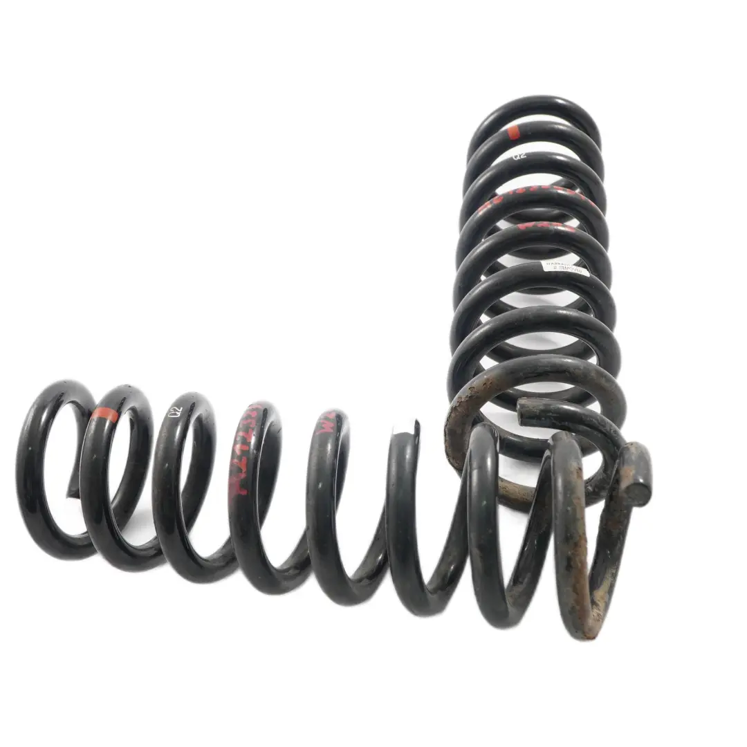 Sprężyny Zawieszenia Tył do Mercedes W212 Sedan o numerze A2123240104 Mercedes W212 Sedan Sprężyny Zawieszenia Tył - SKU A2123240104 - Numer Części A2123240104