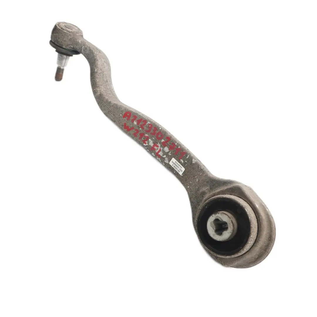 Wahacz Zawieszenia Lewy Przedni Góra do Mercedes W212 o numerze A2123302711 Mercedes W212 Wahacz Zawieszenia Lewy Przedni Góra - SKU A2123302711 - Numer Części A2123302711