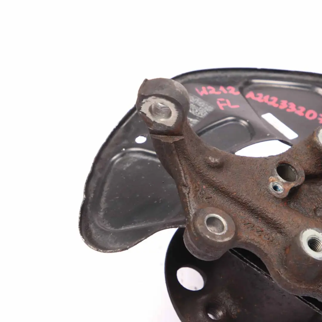 Mercedes W212 Support Roue Avant Gauche Essieu Suspension Montage Moyeu Roue - SKU A2123320700 - Numéro de pièce A2123320700
