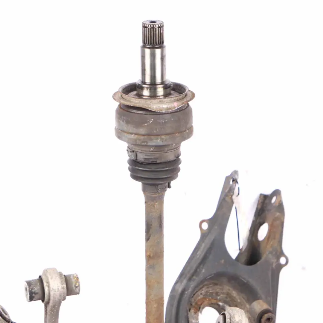 Mercedes W212 220 CDI Posteriore Sinistro Sospensione Mozzo Disco Freno - SKU A2123500141 - Numero di parte A2123500141