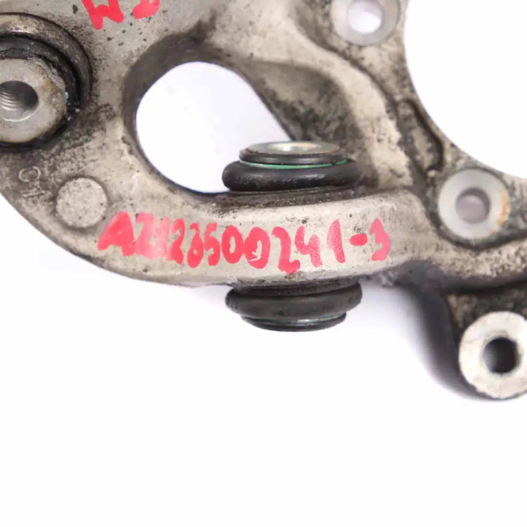 Mercedes W212 Portaruota Posteriore Destro Sospensione Mozzo Ruota - SKU A2123500241-3 - Numero di parte A2123500241