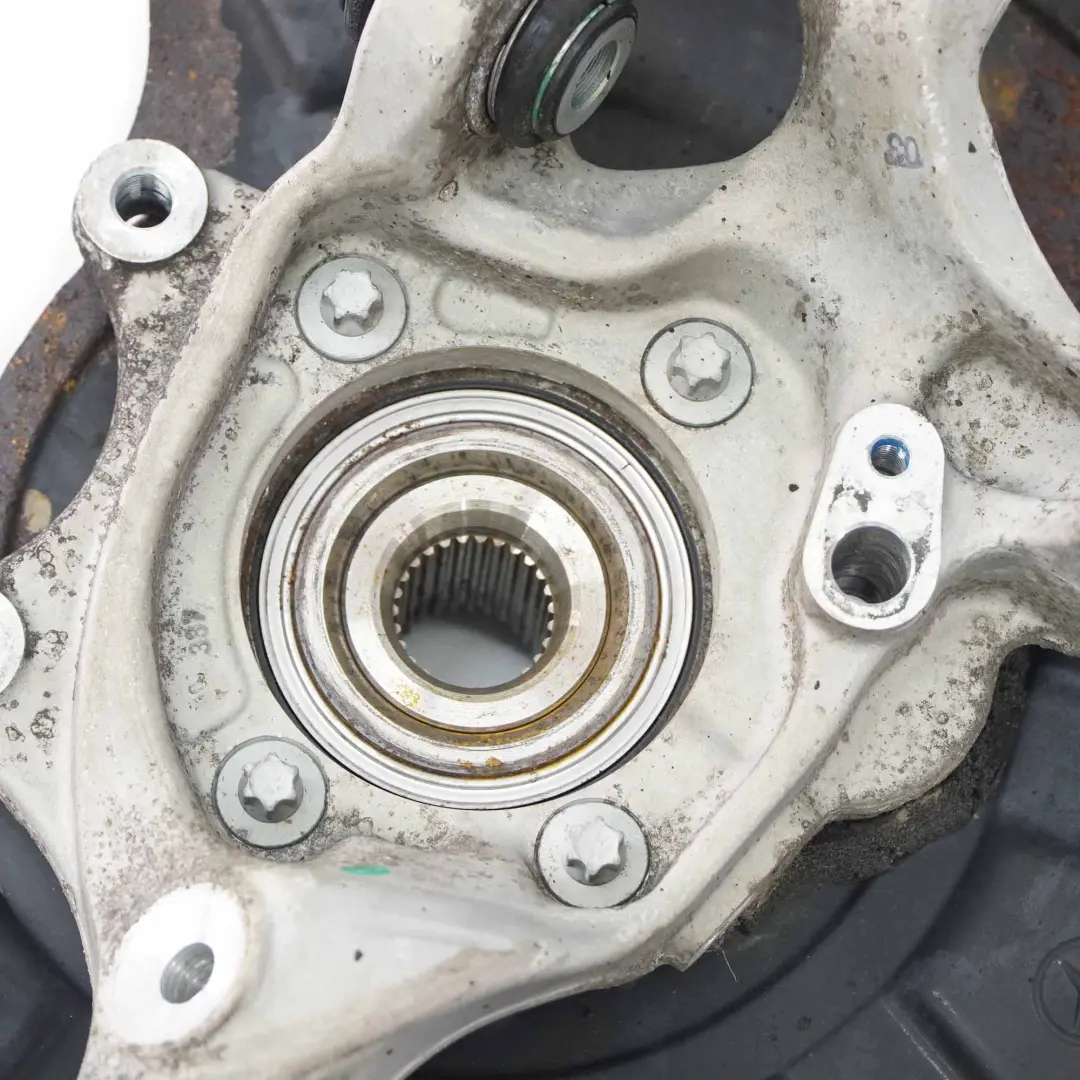 Mercedes W212 Rueda Trasera Derecha Suspensión Rueda Hub - SKU A2123500241-4 - Número de pieza A2123500241