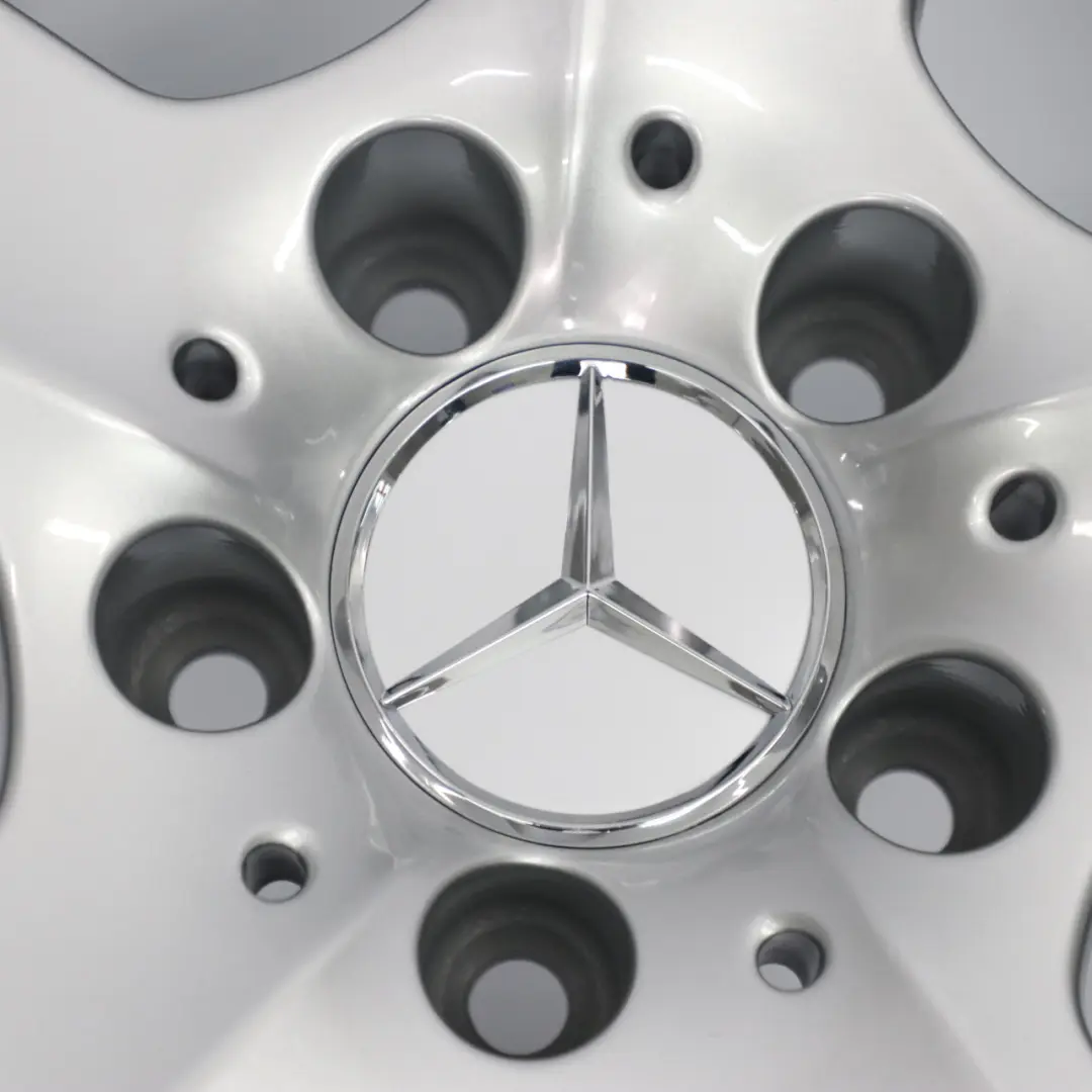Mercedes W212 Tylna Felga Aluminiowa 18" ET:54 9J - SKU A2124011402 - Numer Części A2124011402