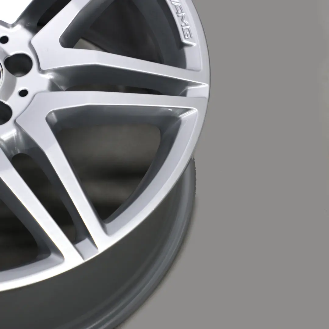 Mercedes-Benz W207 C207 Alloy Wheel Rim 19" AMG 7 Double Spoked to with Part number A2124011900 Mercedes-Benz W207 C207 Alloy Wheel Rim 19" AMG 7 Double Spoked - SKU A2124011900 - Part number A2124011900