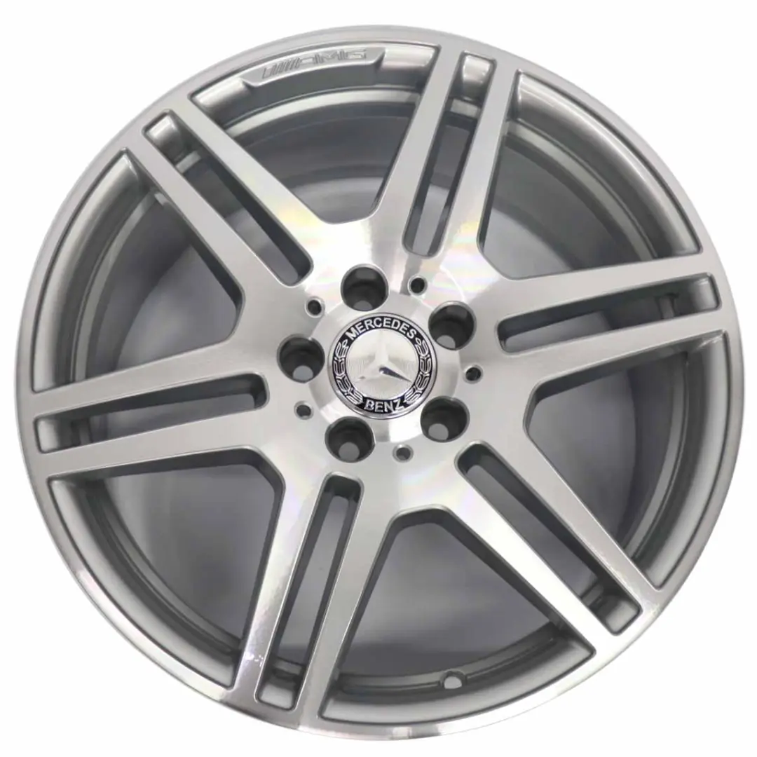 essieu arriere jante en alliage argente 18" ET:54 9J pour Mercedes W212 à propos du numéro de pièce A2124012402 Mercedes W212 essieu arriere jante en alliage argente 18" ET:54 9J - SKU A2124012402 - Numéro de pièce A2124012402