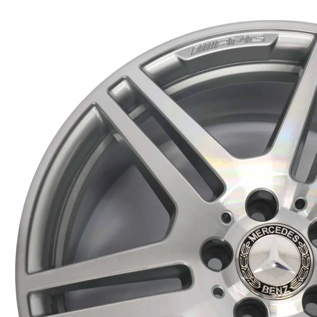 Mercedes W212 essieu arriere jante en alliage argente 18" ET:54 9J - SKU A2124012402 - Numéro de pièce A2124012402