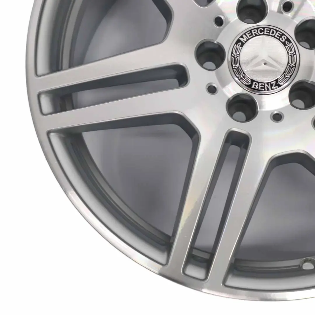 Mercedes W212 essieu arriere jante en alliage argente 18" ET:54 9J - SKU A2124012402 - Numéro de pièce A2124012402