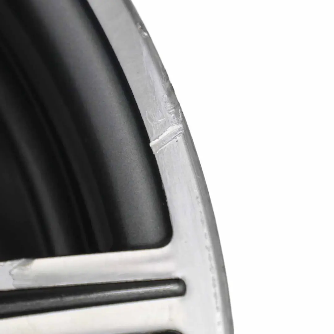 Cerchio in lega a 10 razze 19" ET:52 9,5J per Mercedes W212 E63 AMG con numero di parte A2124015102 Mercedes W212 E63 AMG Cerchio in lega a 10 razze 19" ET:52 9,5J - SKU A2124015102-2 - Numero di parte A2124015102