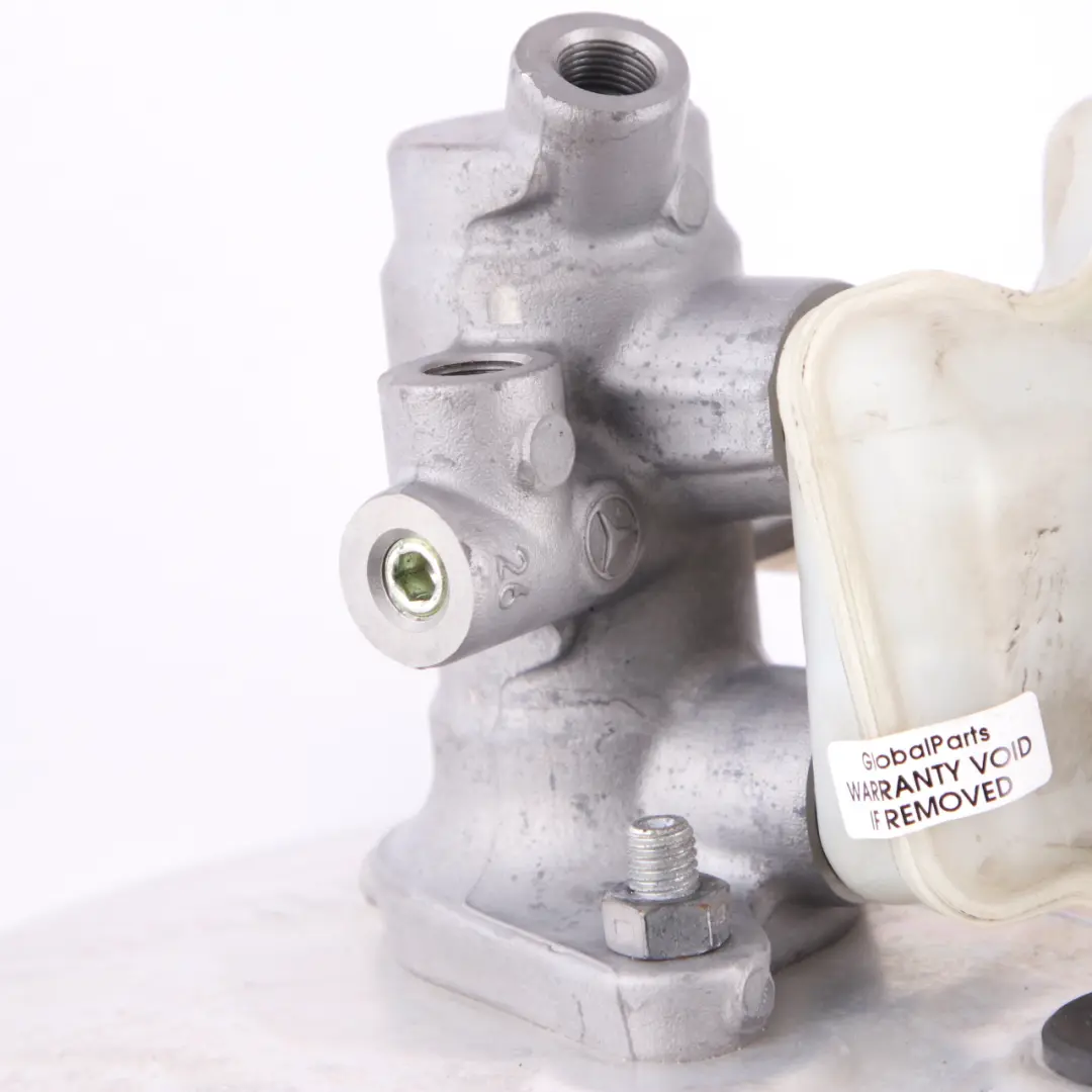 Brake Servo Booster Master Cylinder Unit to Mercedes W212 with Part number A2124301430 Mercedes W212 Brake Servo Booster Master Cylinder Unit - SKU A2124301430 - Part number A2124301430