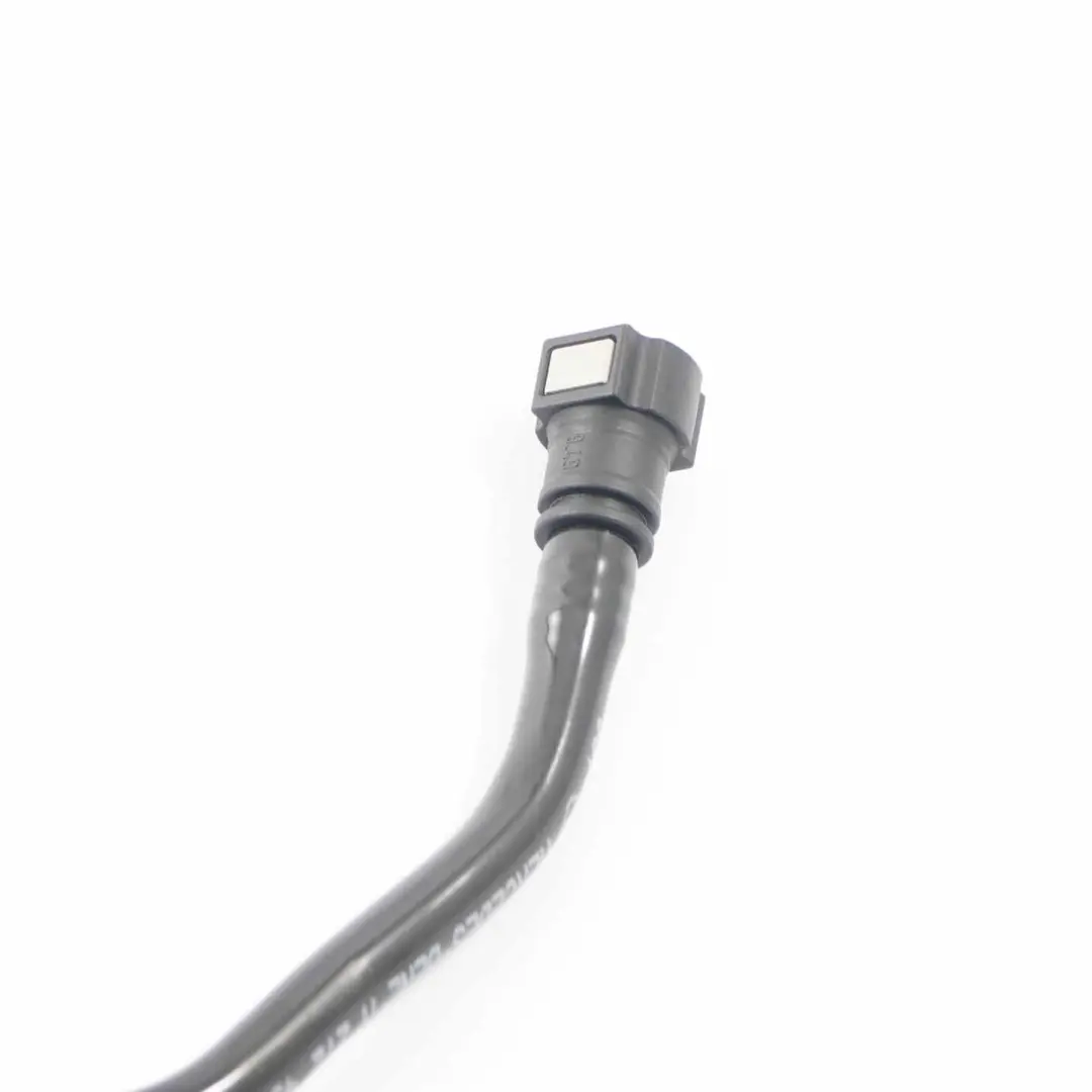 Mercedes W212 W218 OM651 Tuyau d'aspiration Servo - SKU A2124302829 - Numéro de pièce A2124302829