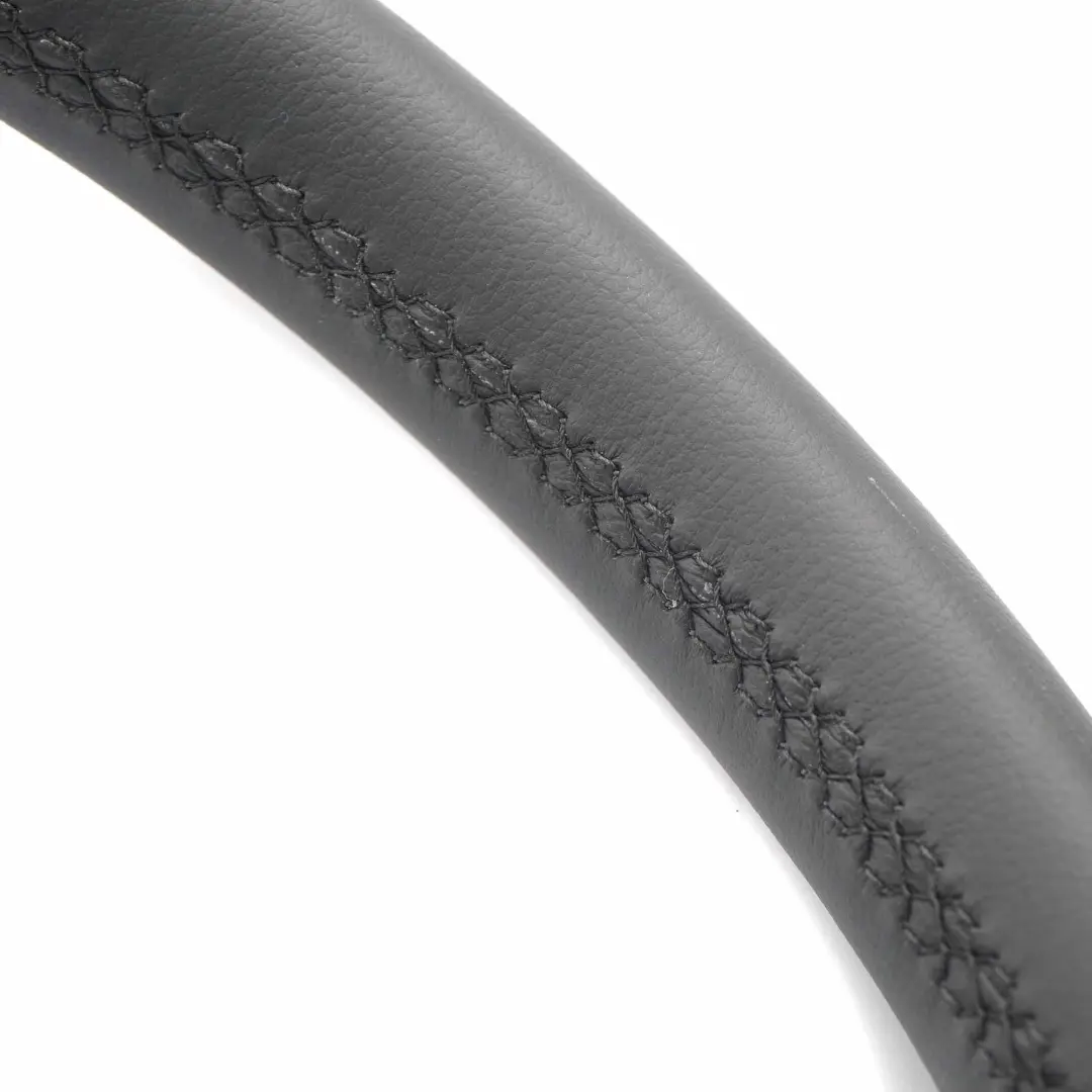 Mercedes W212 NOUVEAU Cuir Noir Sport Volant Palettes de Vitesses Noir Fils - SKU A2124600403-2 - Numéro de pièce A2124600403
