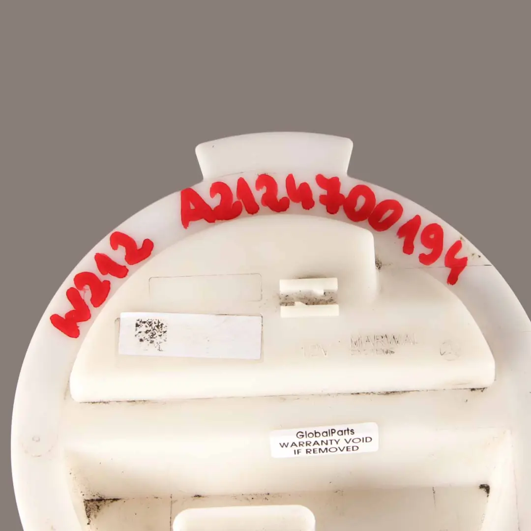 Pompa carburante Mercedes W212 W218 Diesel Sender Unità di controllo Modulo per con numero di parte A2124700194 Pompa carburante Mercedes W212 W218 Diesel Sender Unità di controllo Modulo - SKU A2124700194 - Numero di parte A2124700194