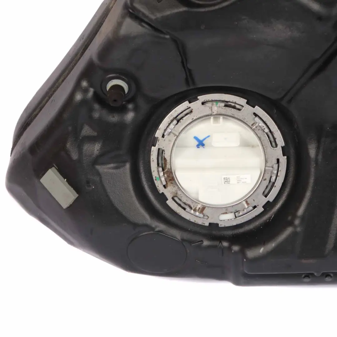 Mercedes W212 Réservoir de carburant diesel OM642 OM651 80L complet - SKU A2124707701 - Numéro de pièce A2124707701