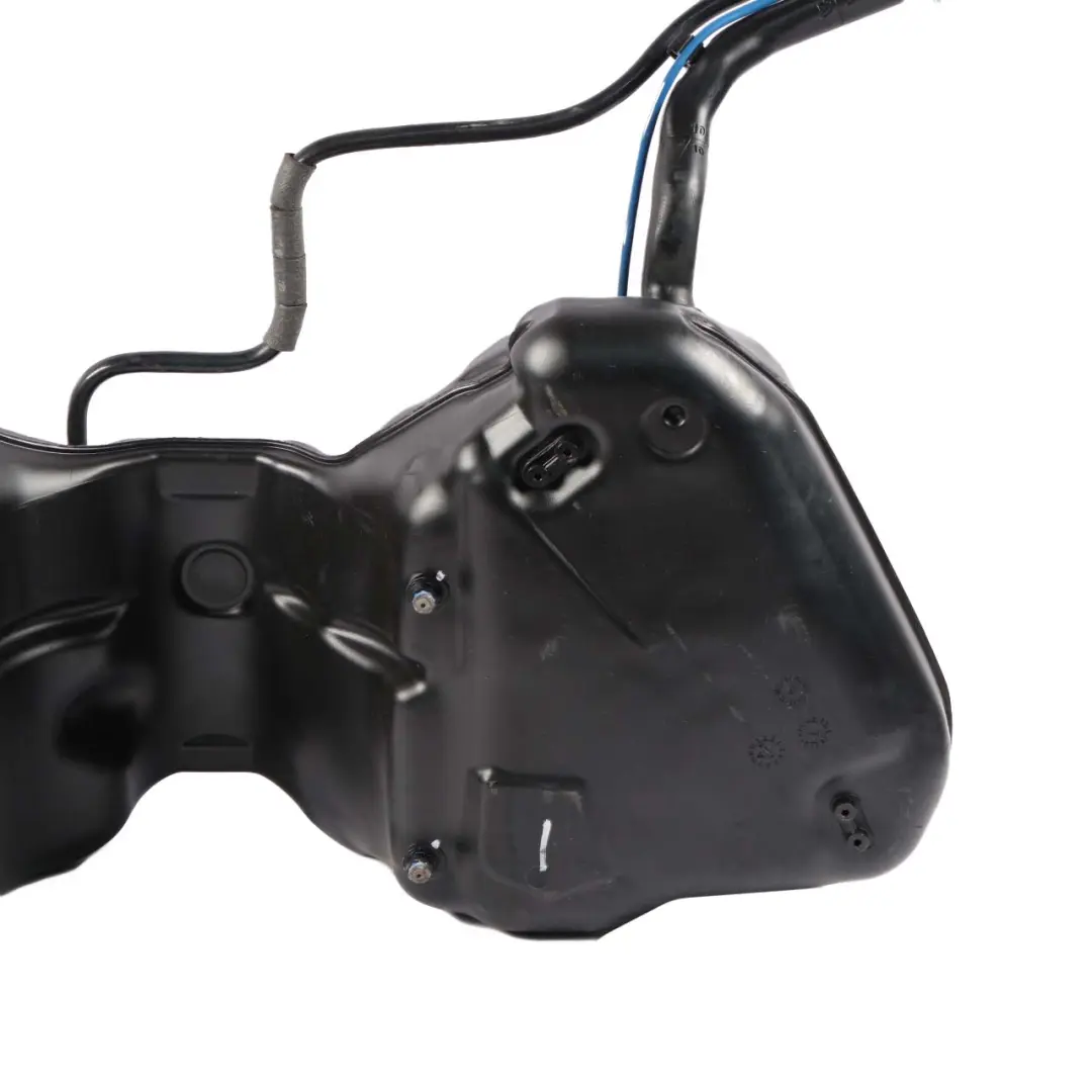 OM651 Complete to Mercedes W212 Fuel Tank Diesel with Part number A2124708601 Mercedes W212 Fuel Tank Diesel OM651 Complete - SKU A2124708601 - Part number A2124708601