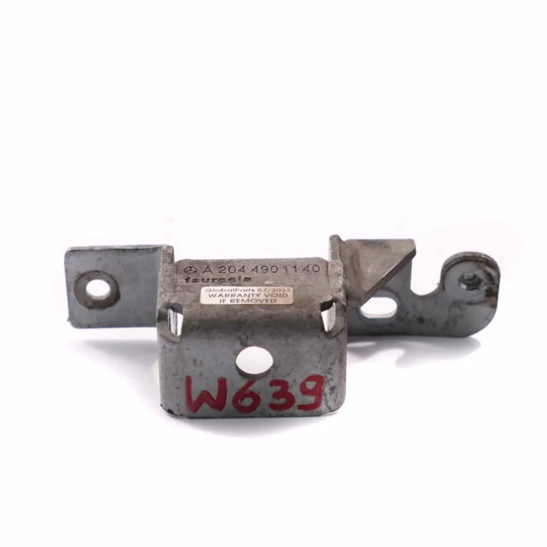  Staffa convertitore catalitico Mercedes W204 W212 OM651 Supporto A2044901140 - SKU A2124900440 - Numero di parte A2124900440