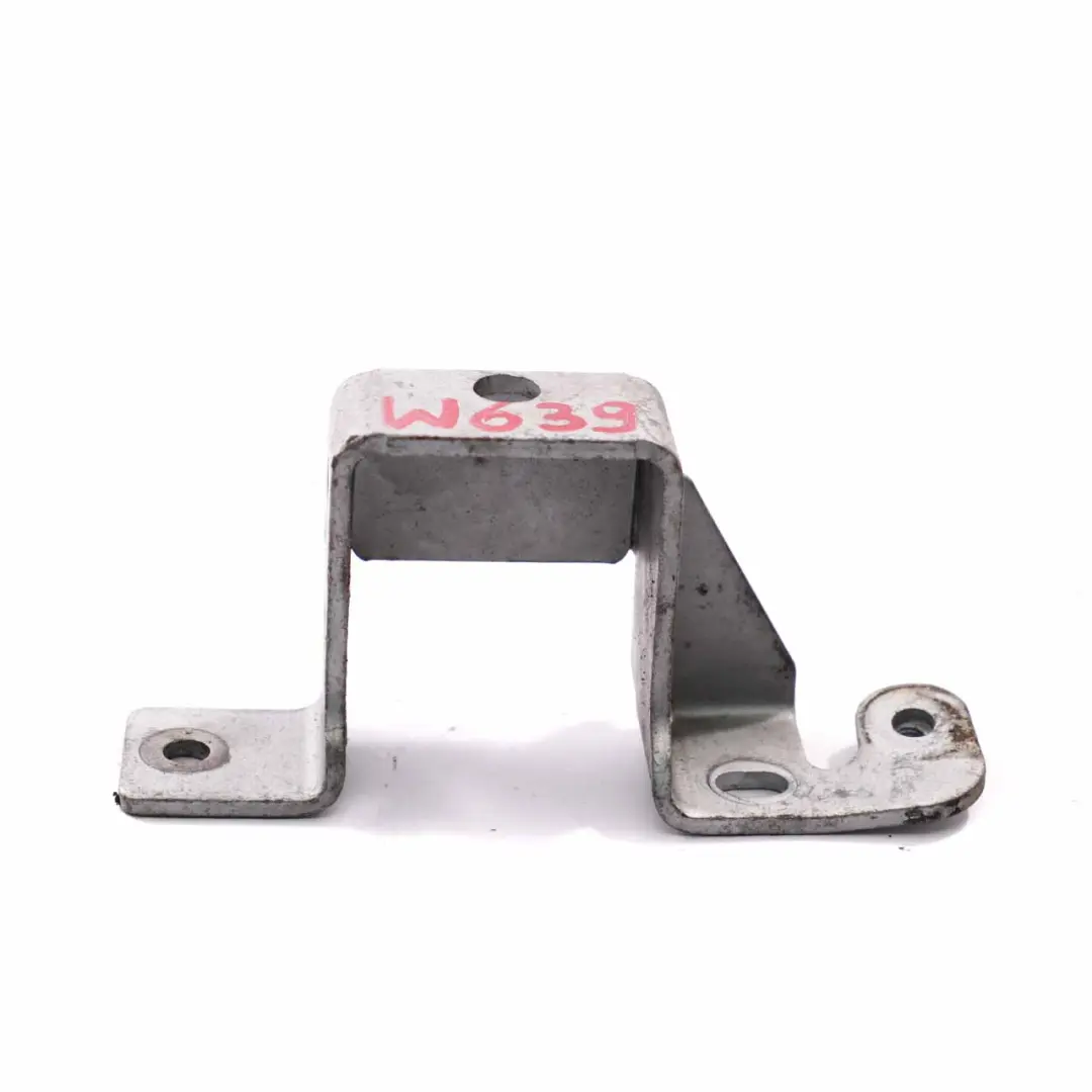  Staffa convertitore catalitico Mercedes W204 W212 OM651 Supporto A2044901140 - SKU A2124900440 - Numero di parte A2124900440