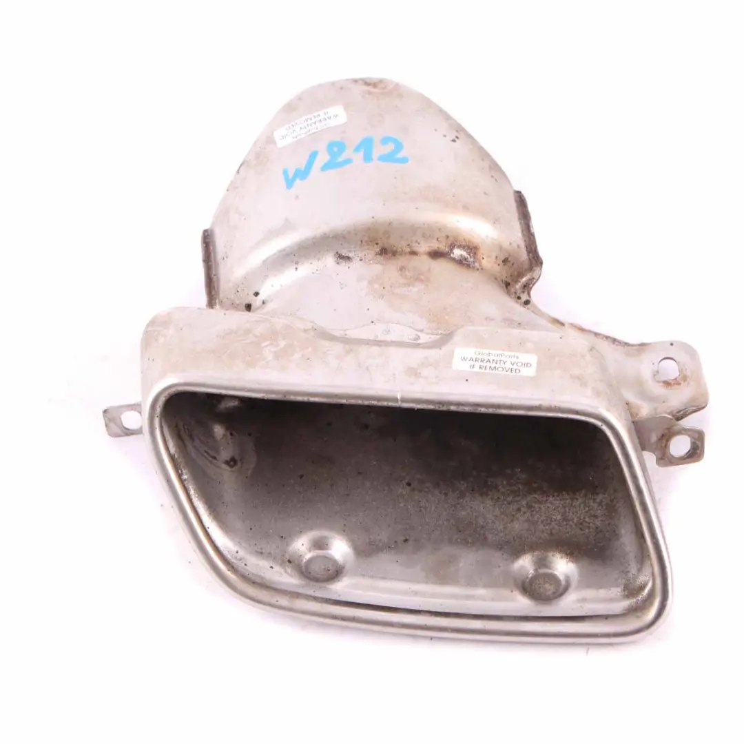 Prawa Lewa Końcówka Wydechu AMG do Mercedes W212 o numerze A2124902727 Mercedes W212 Prawa Lewa Końcówka Wydechu AMG - SKU A2124902727 - Numer Części A2124902727