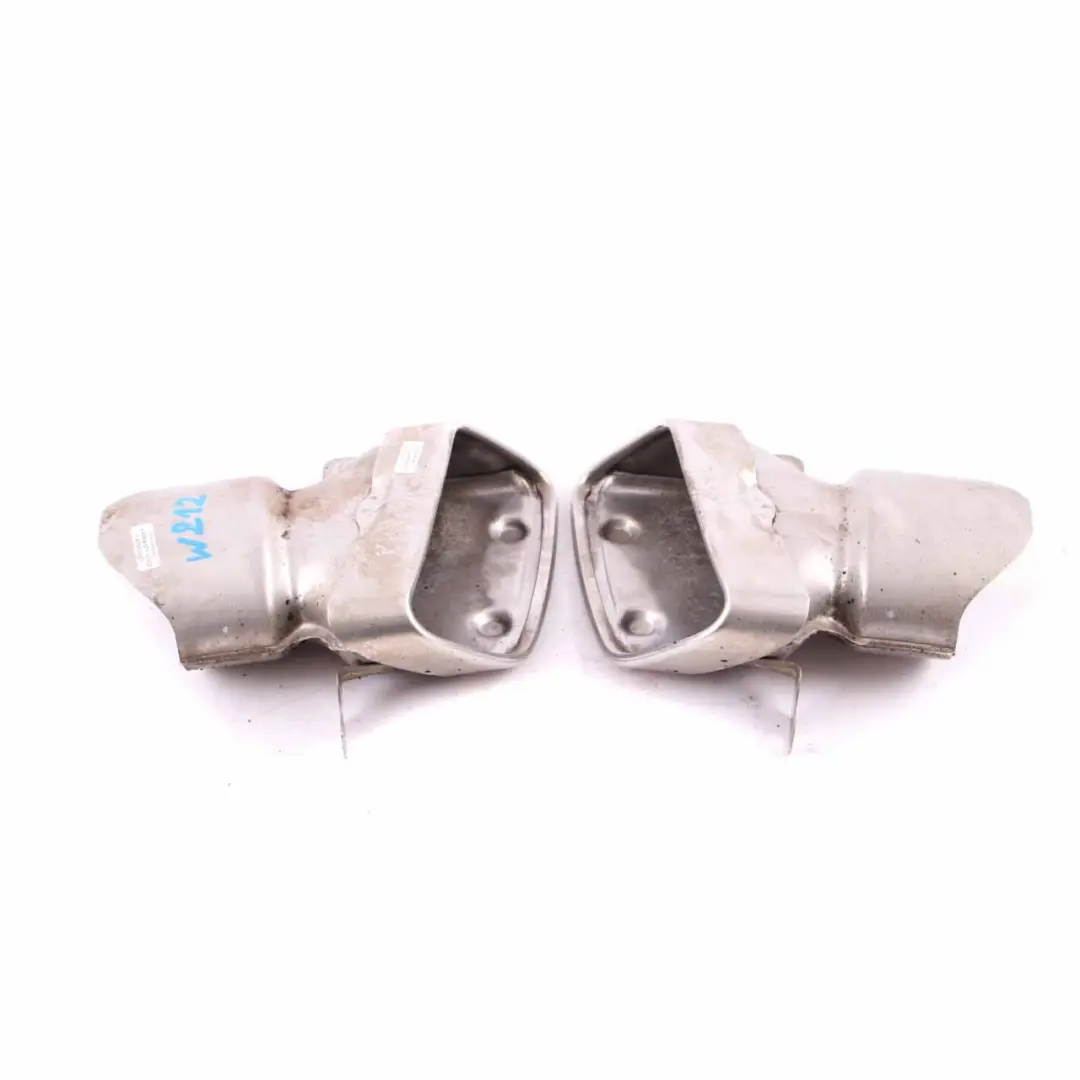 Mercedes W212 tuyau d'échappement arrière gauche droite AMG Exhaust Tips Set - SKU A2124902727 - Numéro de pièce A2124902727