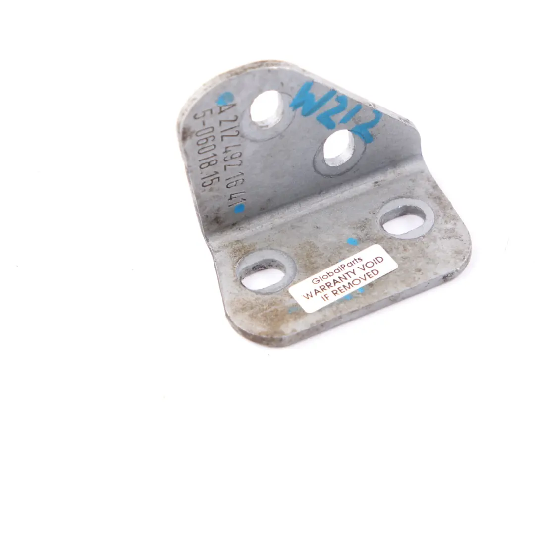 Sistema Escape Soporte Placa Base Gasolina A1684923141 para Mercedes W168 con número de pieza A2124921641 Mercedes W168 Sistema Escape Soporte Placa Base Gasolina A1684923141 - SKU A2124921641 - Número de pieza A2124921641