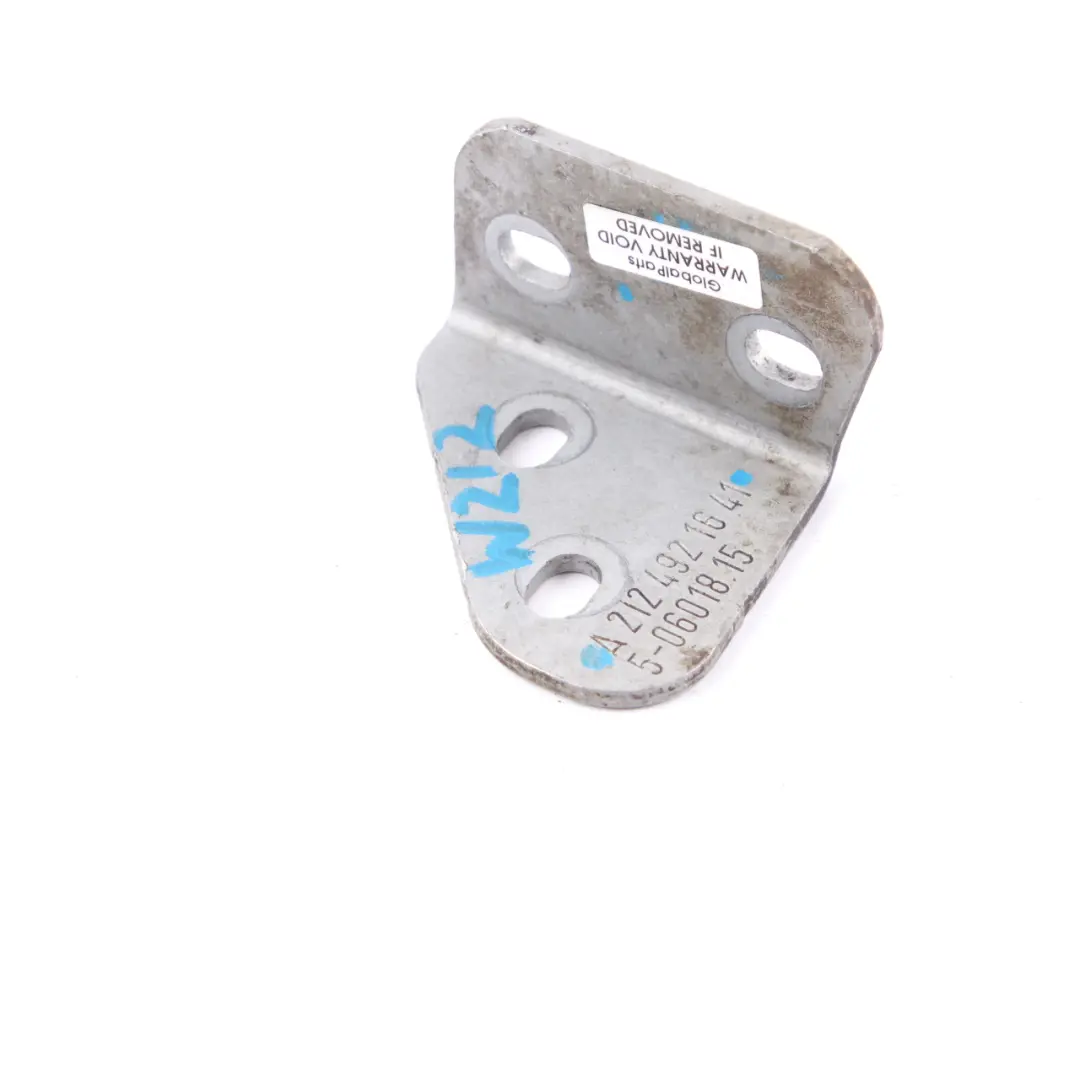 Mercedes W204 C207 W212 Uchwyt Wydechu A1684923141 - SKU A2124921641 - Numer Części A2124921641