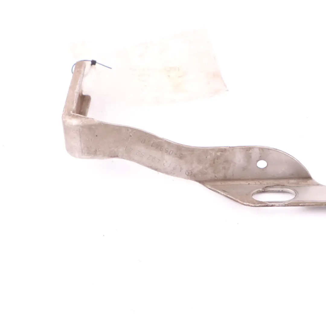 M271 Exhaust Bracket Front Mounting Holder to Mercedes W204 W212 with Part number A2124925241 Mercedes W204 W212 M271 Exhaust Bracket Front Mounting Holder - SKU A2124925241 - Part number A2124925241