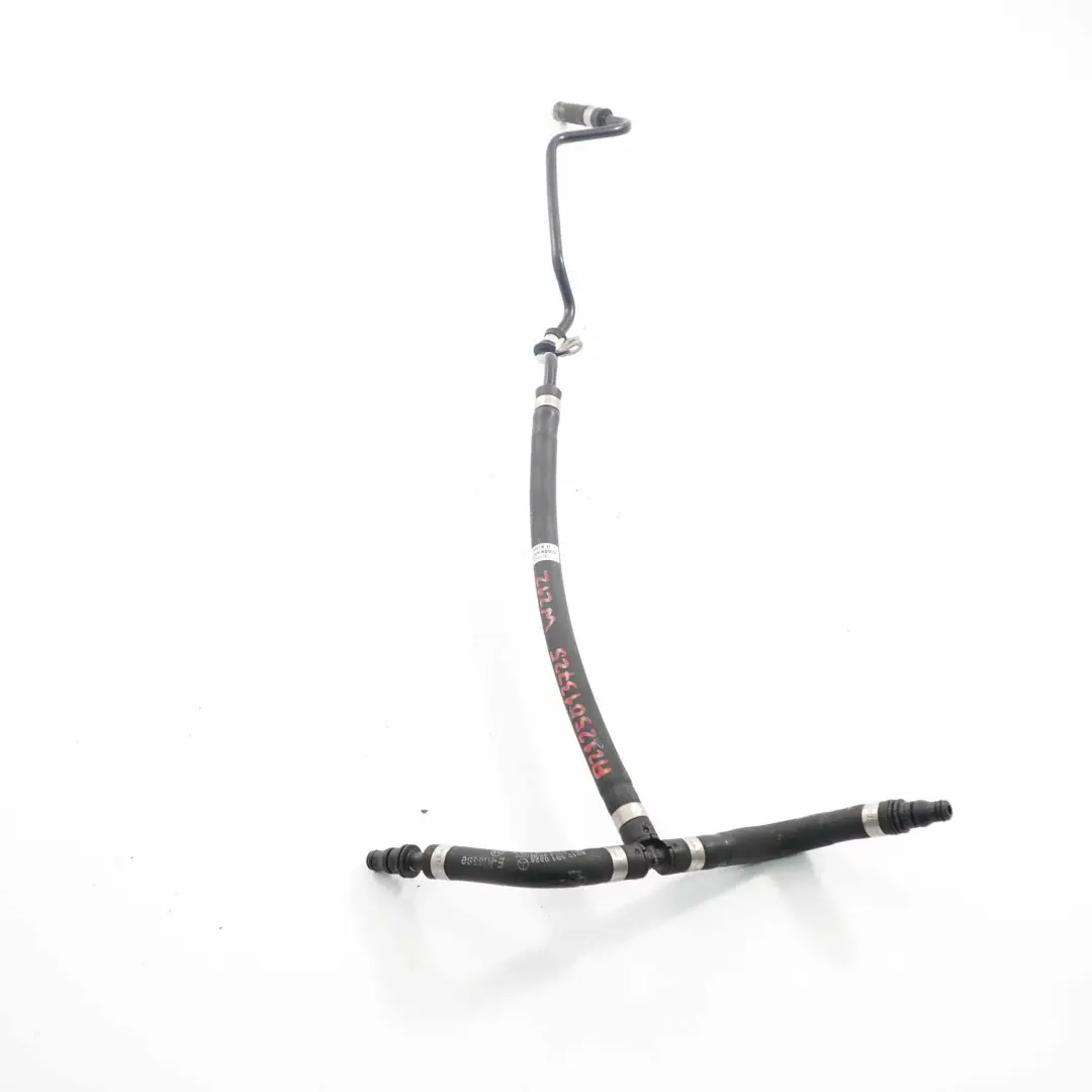 Mercedes W212 OM651 Radiateur Eau Tuyau - SKU A2125013725 - Numéro de pièce A2125013725