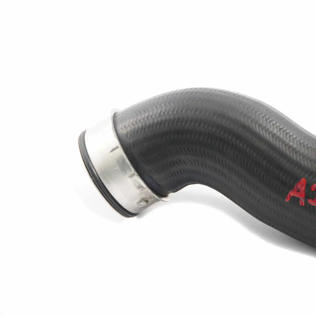 Wąż Przewód Rura Intercoolera do Mercedes W204 W212 o numerze A2125280882 Mercedes W204 W212 Wąż Przewód Rura Intercoolera - SKU A2125280882 - Numer Części A2125280882