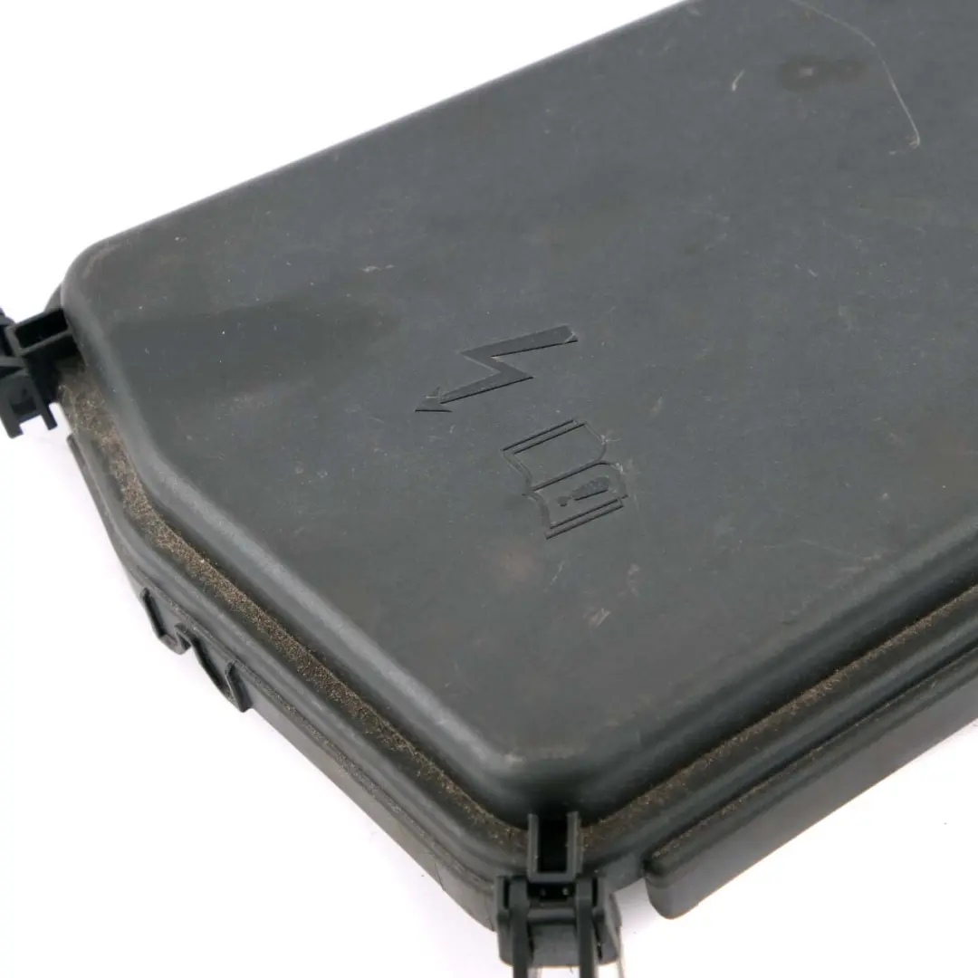 Couvercle De Boîte À Fusibles Panneau De Garniture pour Mercedes W212 à propos du numéro de pièce A2125400382 Mercedes W212 Couvercle De Boîte À Fusibles Panneau De Garniture - SKU A2125400382 - Numéro de pièce A2125400382