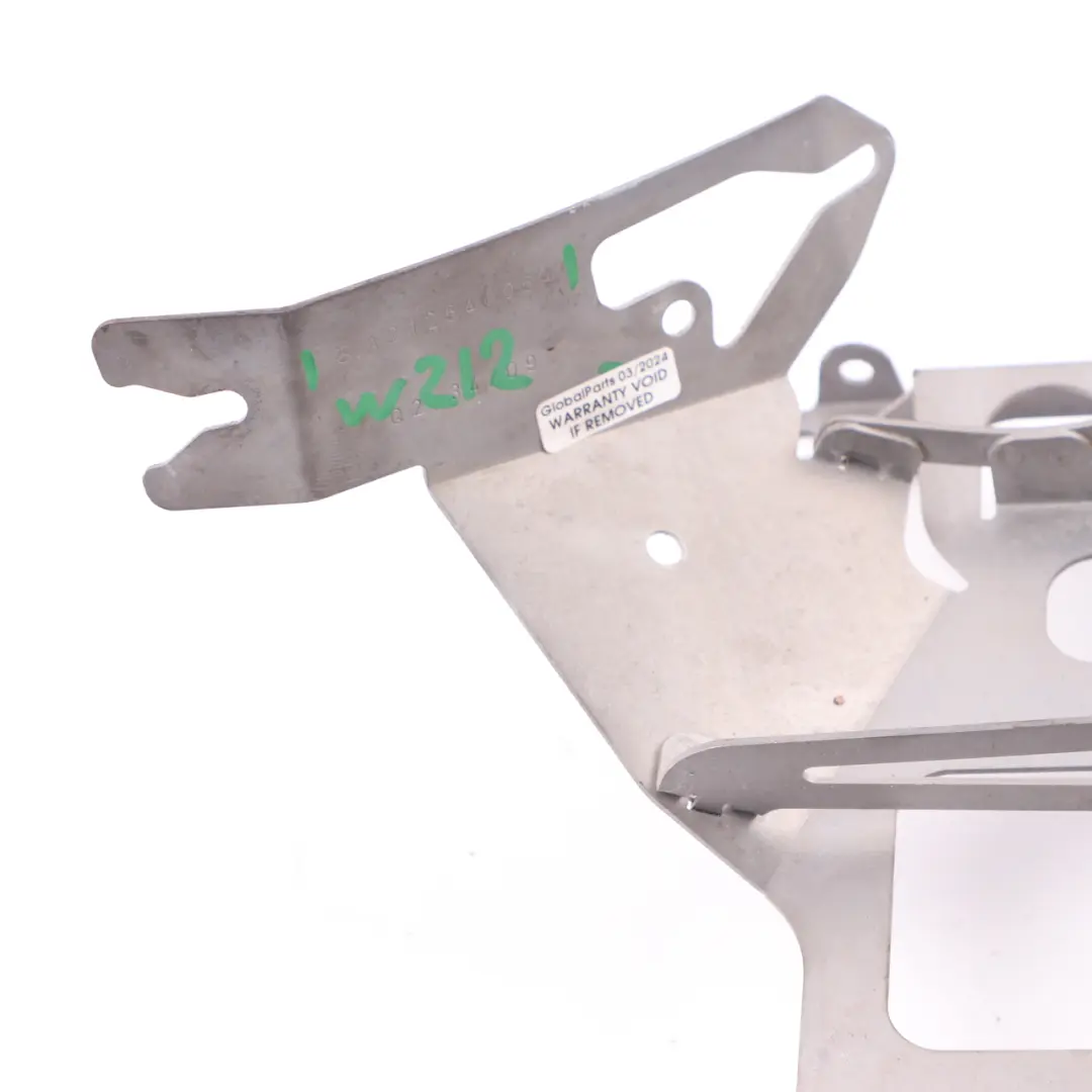 Control Unit Module ECU Bracket Mount Holder to Mercedes W212 Engine with Part number A2125400640 Mercedes W212 Engine Control Unit Module ECU Bracket Mount Holder - SKU A2125400640 - Part number A2125400640