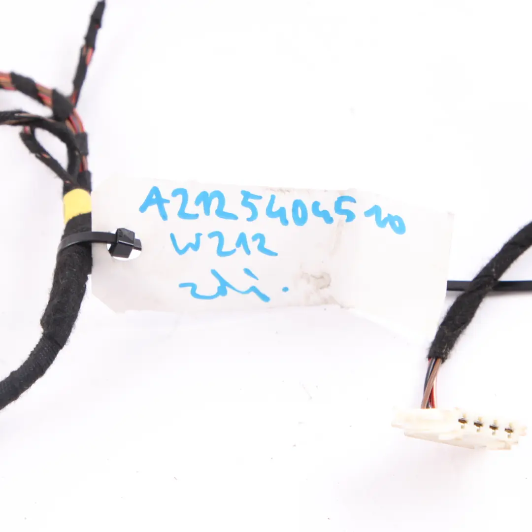 Mercedes-Benz W212 Roof Lights Lamps Sun Visors Wiring Cable to with Part number A2125404510 Mercedes-Benz W212 Roof Lights Lamps Sun Visors Wiring Cable - SKU A2125404510 - Part number A2125404510