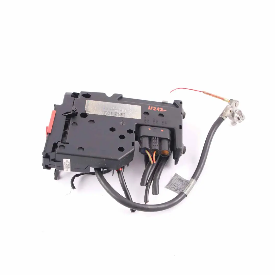 SAM Fuse Prefuse Box Relay Junction Control Unit to Mercedes W212 with Part number A2125406250 Mercedes W212 SAM Fuse Prefuse Box Relay Junction Control Unit - SKU A2125406250-1 - Part number A2125406250