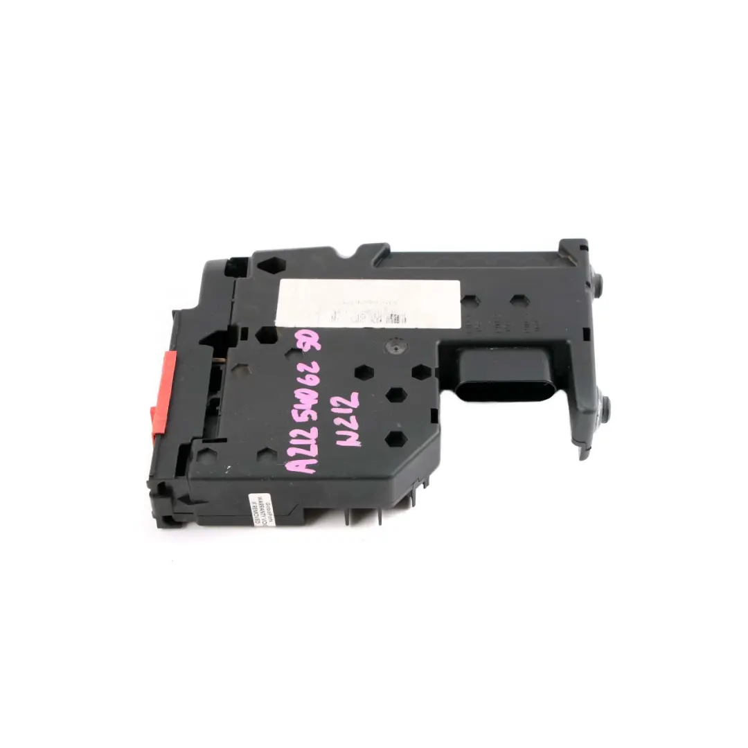 Mercedes-Benz W212 SAM Sicherung Box Relais Steuerung Einheit für mit Teilenummer A2125406250 Mercedes-Benz W212 SAM Sicherung Box Relais Steuerung Einheit - SKU A2125406250 - Teilenummer A2125406250