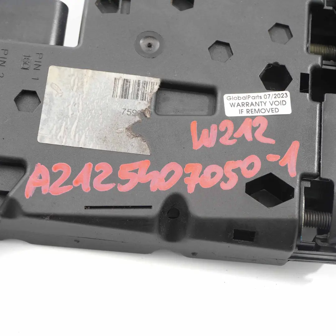 Mercedes W212 Caja Fusibles Unidad Control Distribución Eléctrica - SKU A2125407050-1 - Número de pieza A2125407050