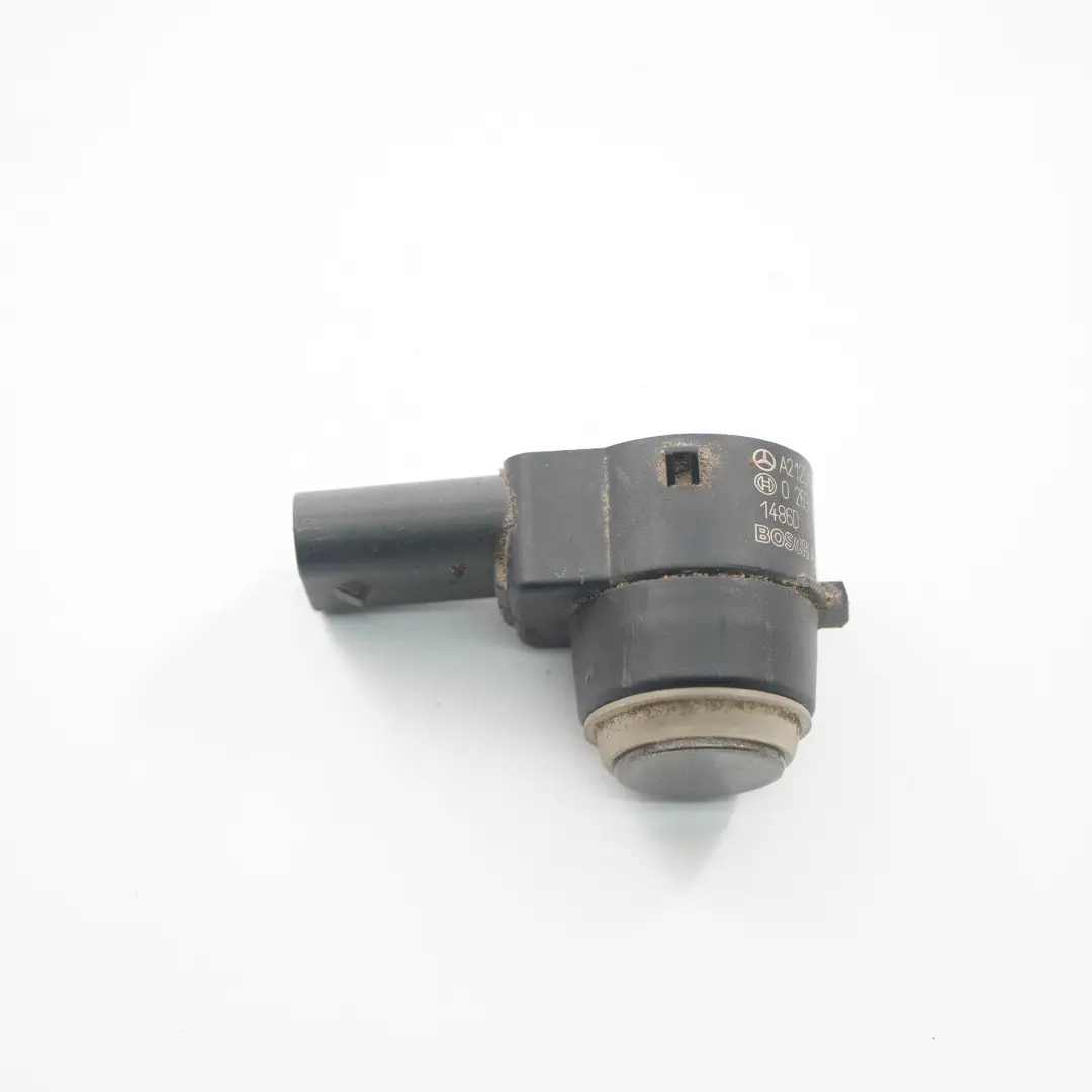 Sensore parcheggio PDC Anteriore Grigio Indio 963 per Mercedes W204 con numero di parte A2125420018 Mercedes W204 Sensore parcheggio PDC Anteriore Grigio Indio 963 - SKU A2125420018-ING - Numero di parte A2125420018