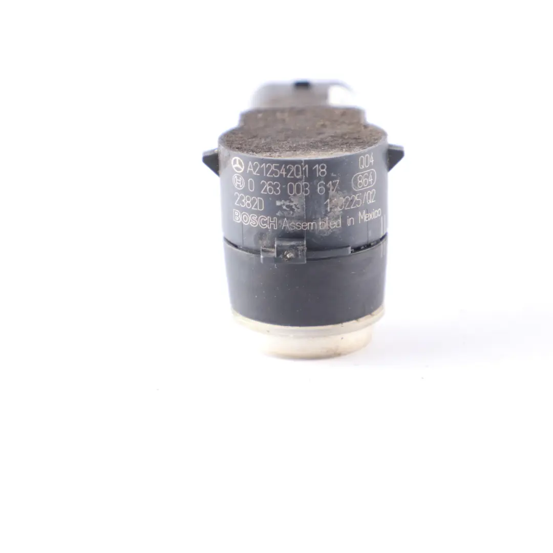 Mercedes W204 W212 PDC Sensor Einparkhilfe vorne Iridium Silber - SKU A2125420118-DWM - Teilenummer A2125420118