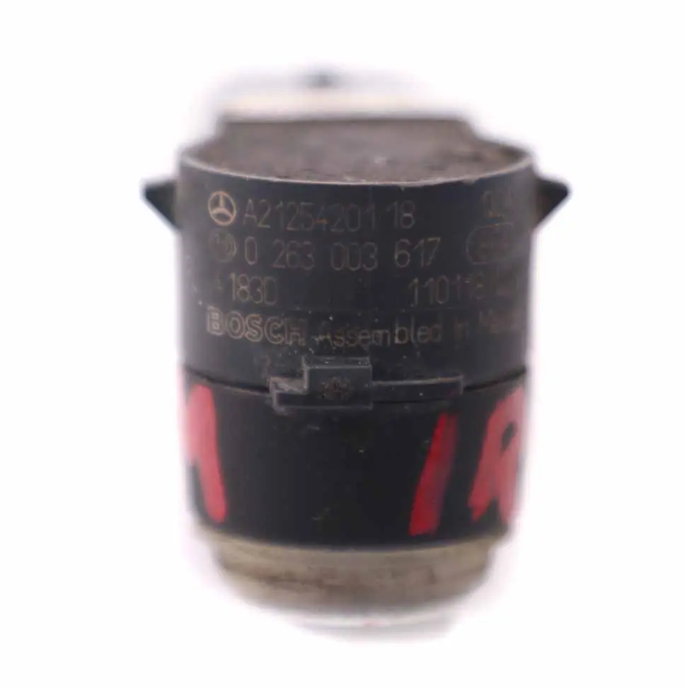 Sensore PDC Mercedes W204 W212 Distanza parcheggio anteriore Silver per con numero di parte A2125420118 Sensore PDC Mercedes W204 W212 Distanza parcheggio anteriore Silver - SKU A2125420118-IRS - Numero di parte A2125420118
