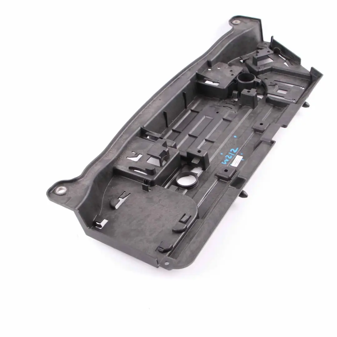 Uchwyt Mocowanie Modułu Sterownika do Mercedes W212 o numerze A2125453247 Mercedes W212 Uchwyt Mocowanie Modułu Sterownika - SKU A2125453247 - Numer Części A2125453247